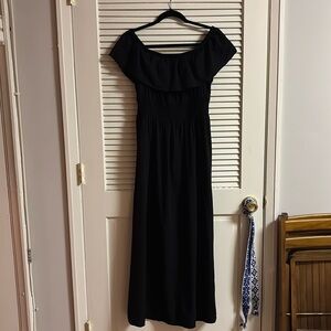 Old Navy off the shoulder maxi dress size M